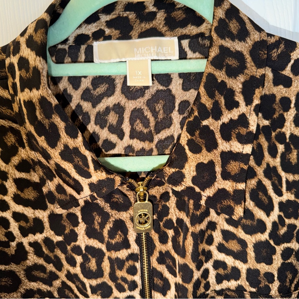Michael Kors Leopard print Zip Front Top/Jacket Sz 1X - Picture 4 of 8